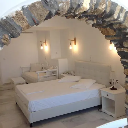 άνοιξις Ξενοδοχείο Naxos City