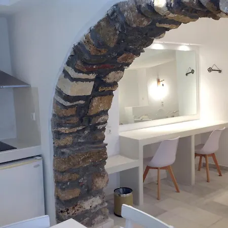 άνοιξις Ξενοδοχείο 2*