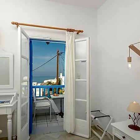 Anixis Otel Naxos City