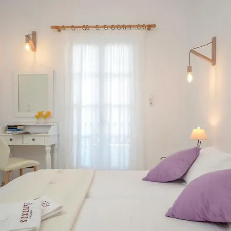 άνοιξις 2* Naxos City