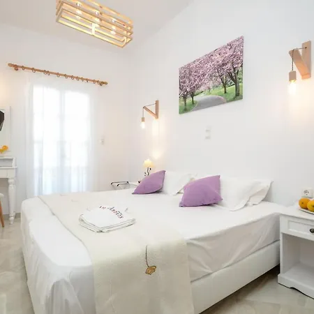 άνοιξις 2* Naxos City